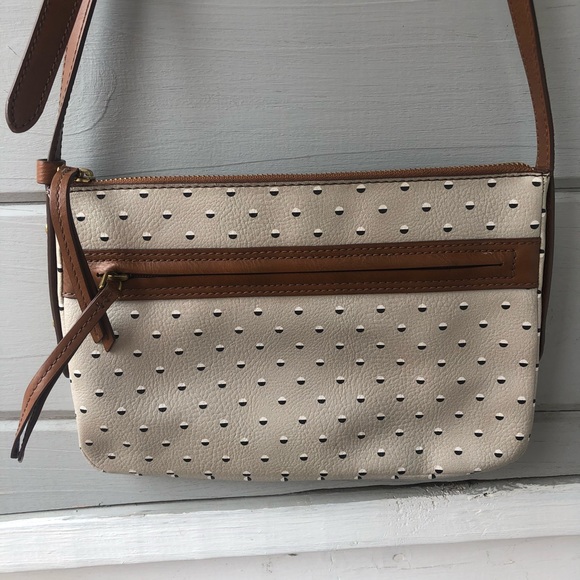 Fossil polka dot small crossbody bag. - Picture 2 of 10